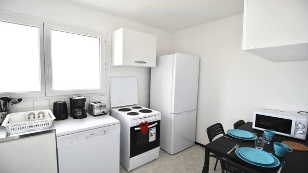 
                                                Location
                                                 Appartement 1 pièce• 11m²