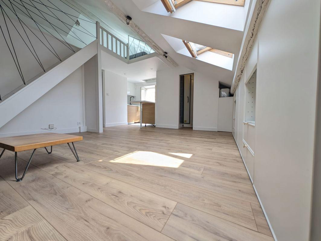 
                                                Location
                                                 Appartement 1 pièce 30 m²