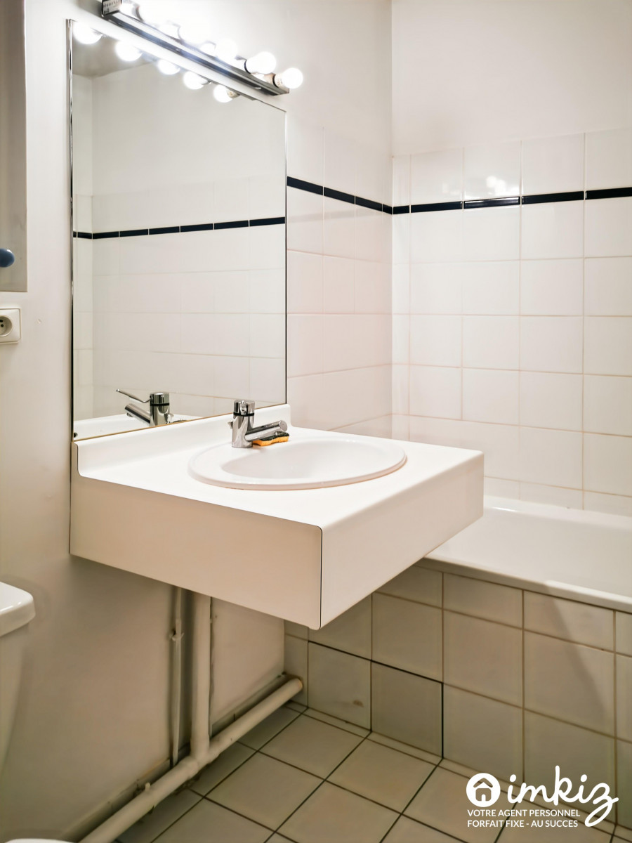 
                                                Vente
                                                 Appartement 1 pièce