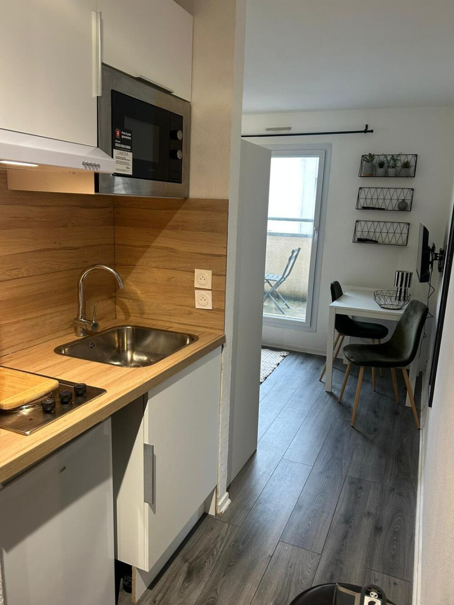 
                                                Location
                                                 Appartement 1 pièce