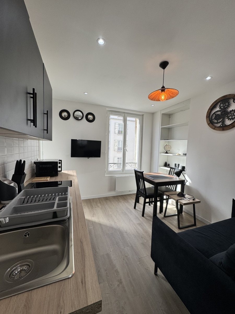 
                                                Location
                                                 Appartement 1 pièce