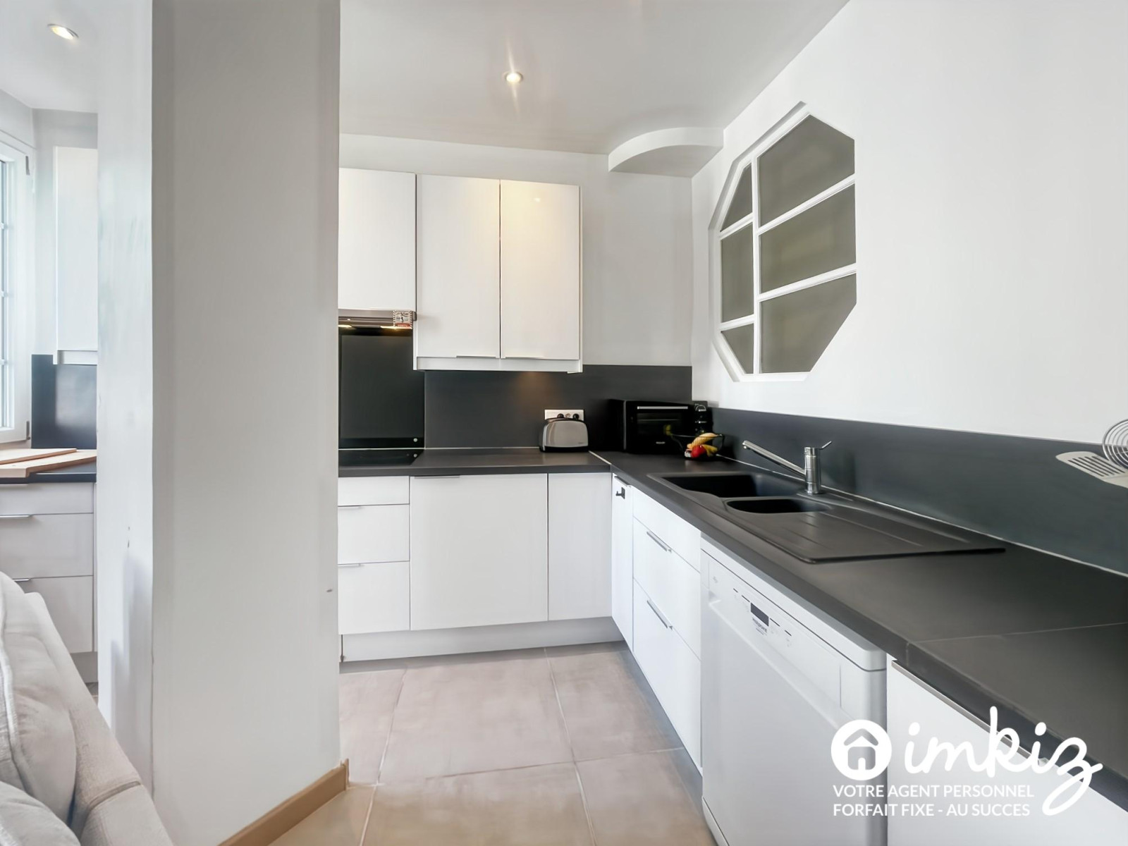 
                                                Vente
                                                 Appartement 1 pièce