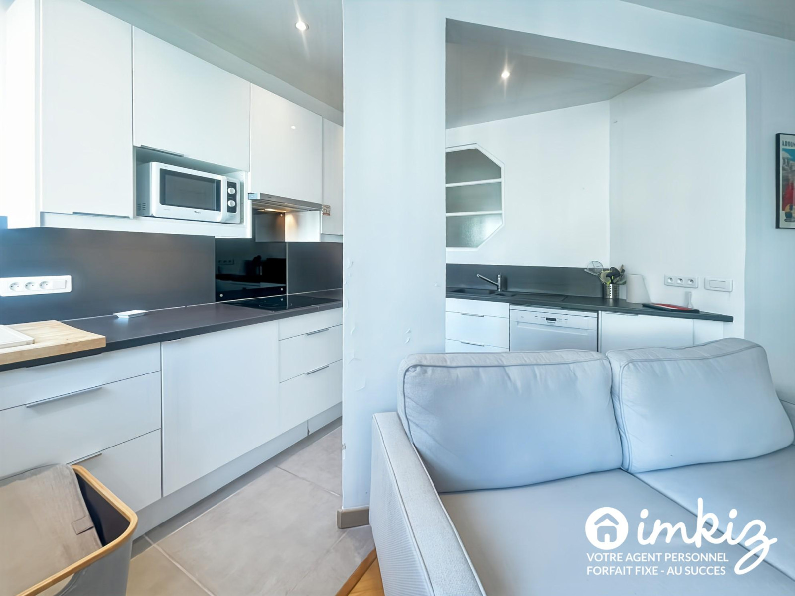 
                                                Vente
                                                 Appartement 1 pièce