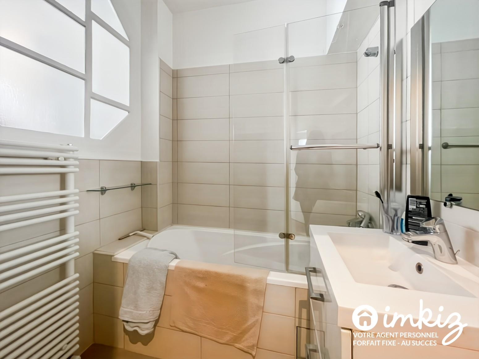 
                                                Vente
                                                 Appartement 1 pièce