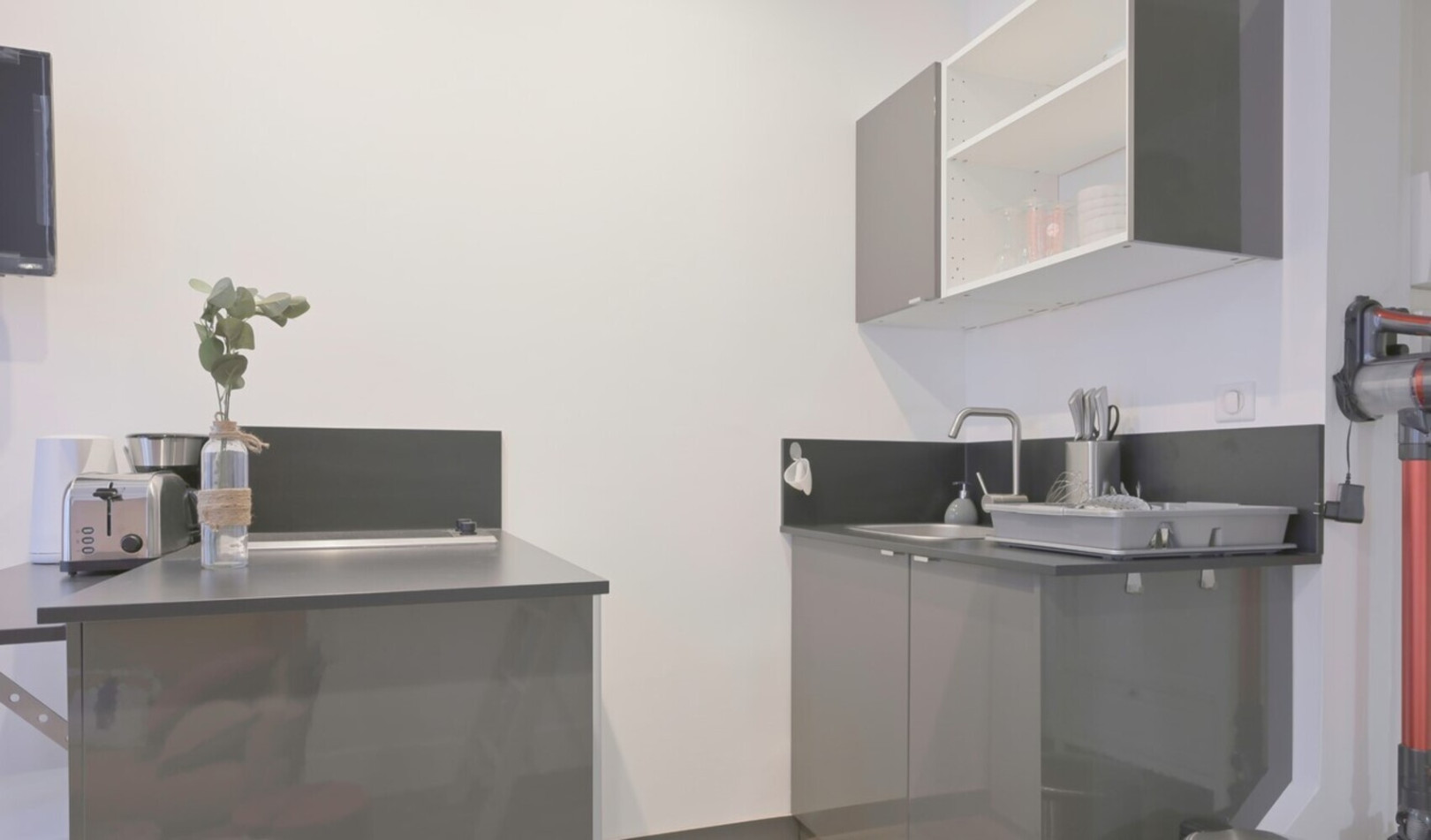 
                                                Location
                                                 Appartement 1 pièce