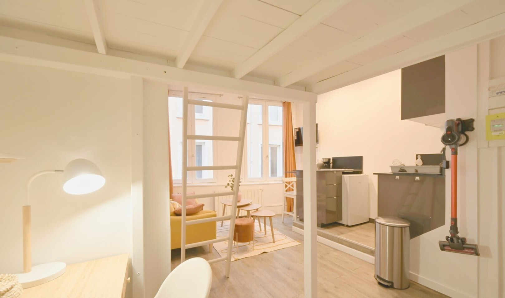 
                                                Location
                                                 Appartement 1 pièce