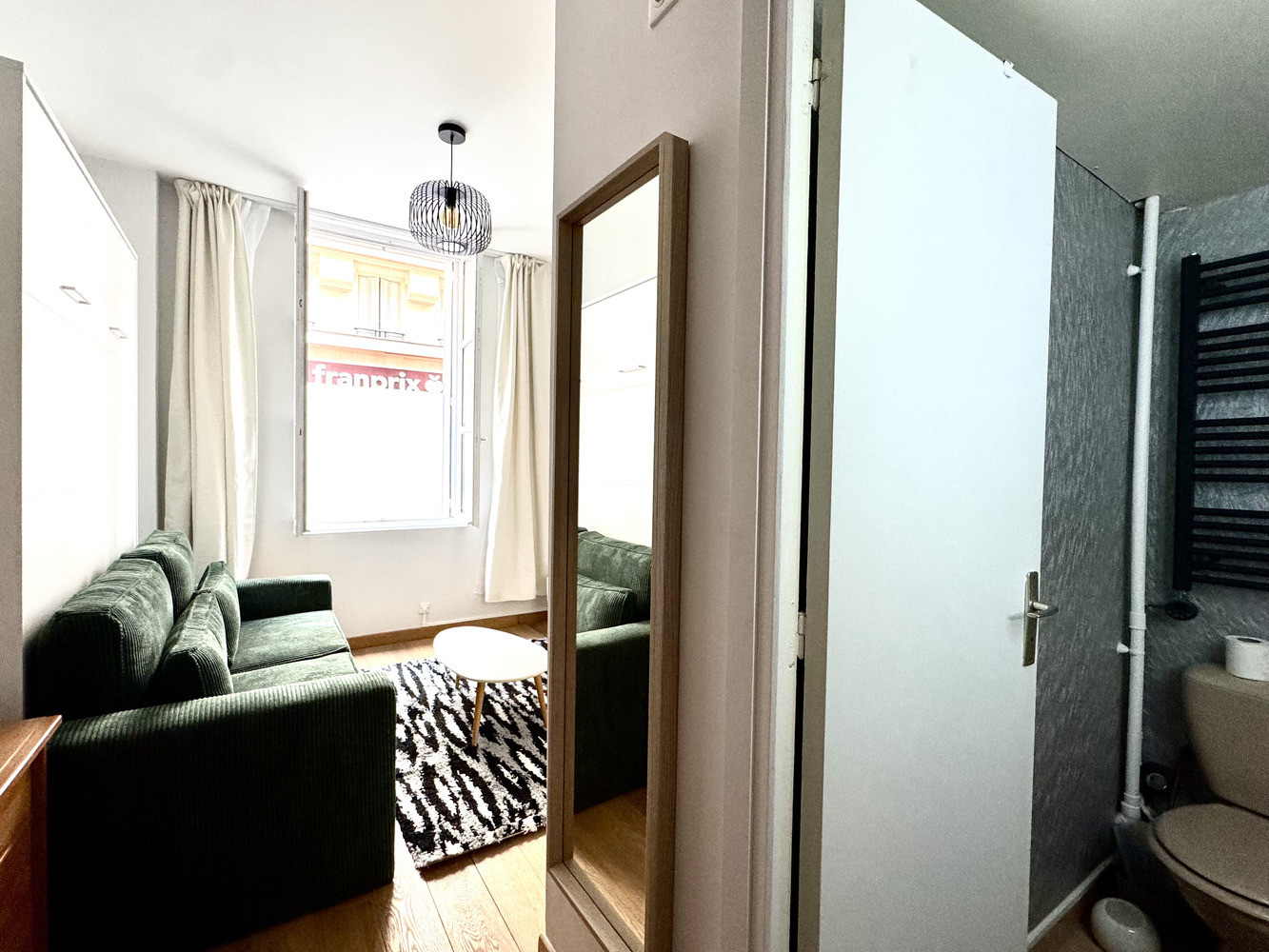 
                                                Location
                                                 Appartement 1 pièce