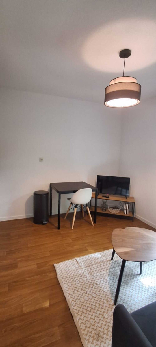 
                                                Location
                                                 Appartement 1 pièce