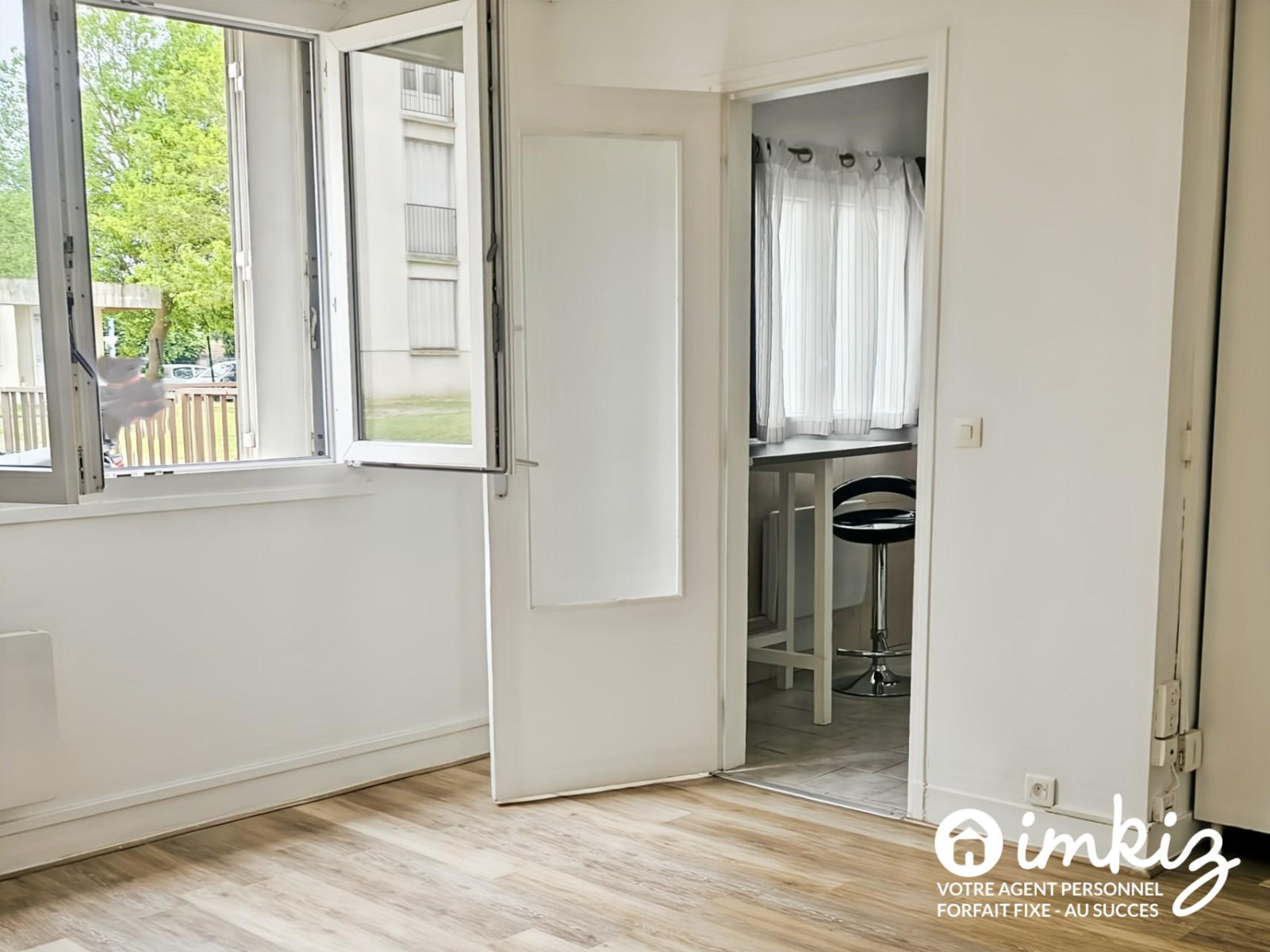 
                                                Vente
                                                 Appartement 1 pièce