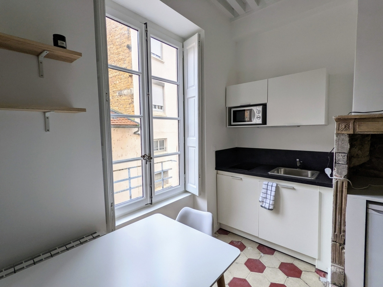 
                                                Location
                                                 Appartement 1 pièce