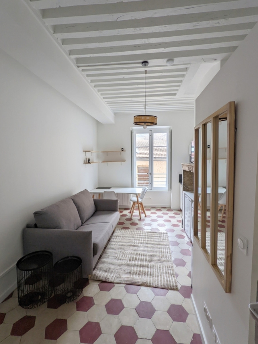 
                                                Location
                                                 Appartement 1 pièce