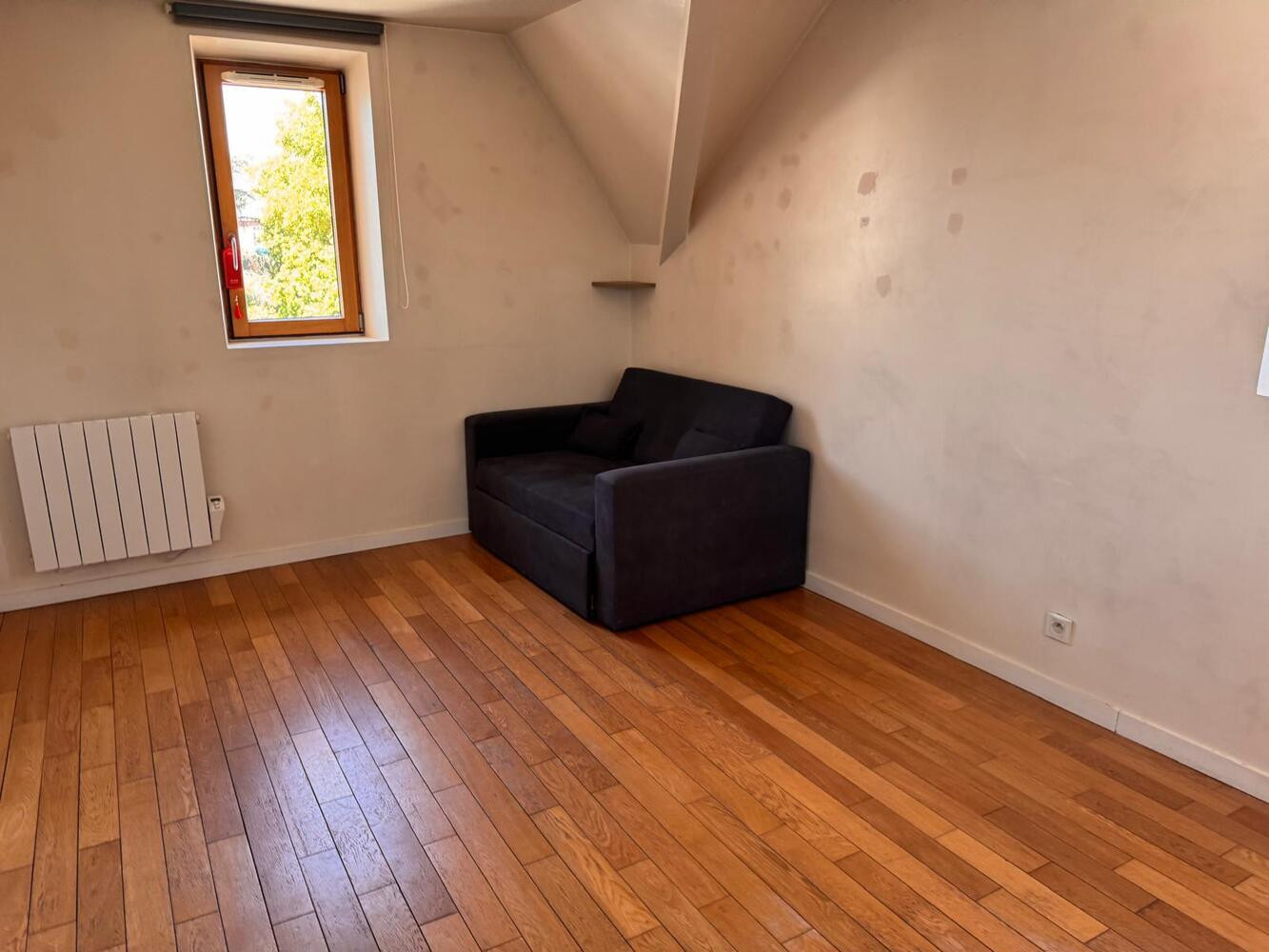 
                                                Location
                                                 Appartement 1 pièce