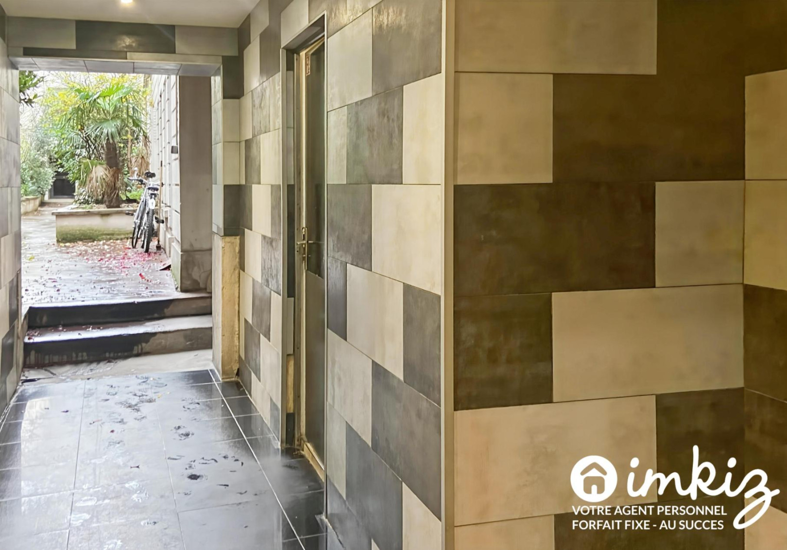 
                                                Vente
                                                 Appartement 1 pièce