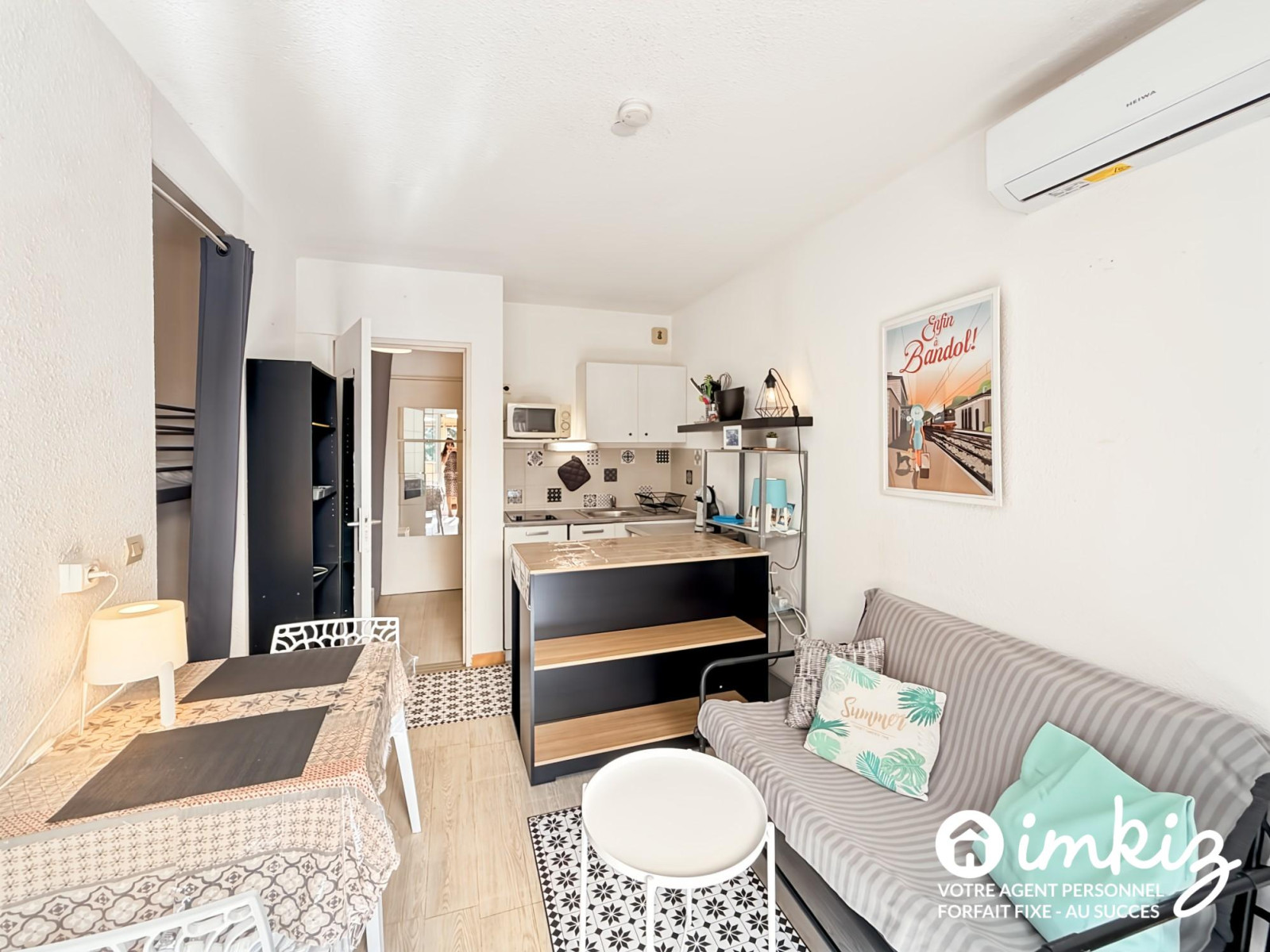 
                                                Vente
                                                 Appartement 2 coins nuit - veranda -stationnement