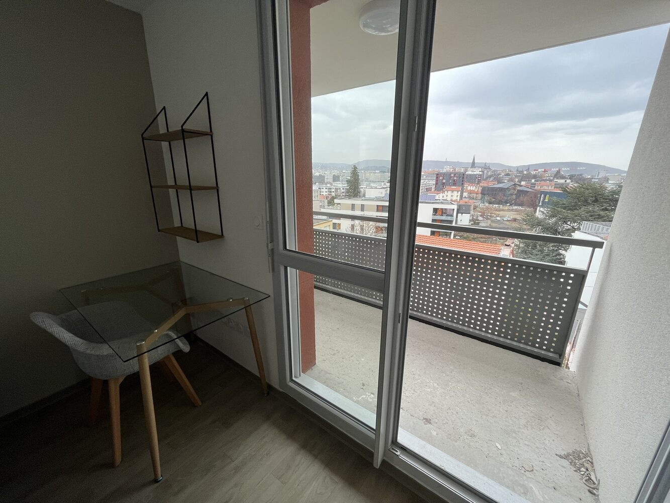 
                                                Location
                                                 Appartement 1 pièce