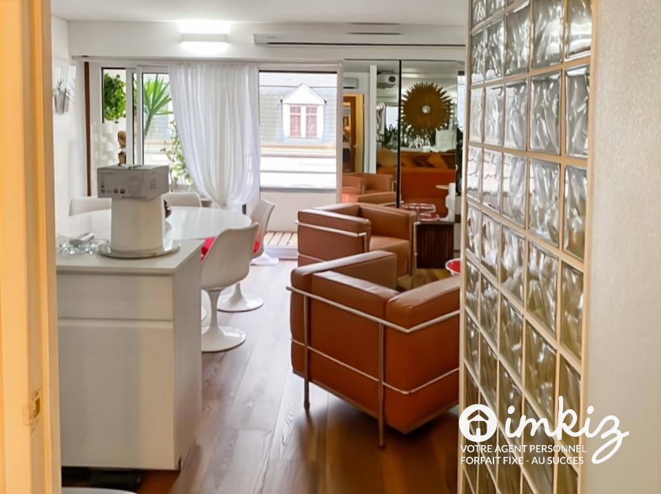 
                                                Vente
                                                 Appartement 1 pièce avec loggia, ascenseur