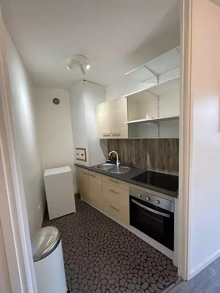 
                                                Location
                                                 appartement 1 pièce meublé 27 m²