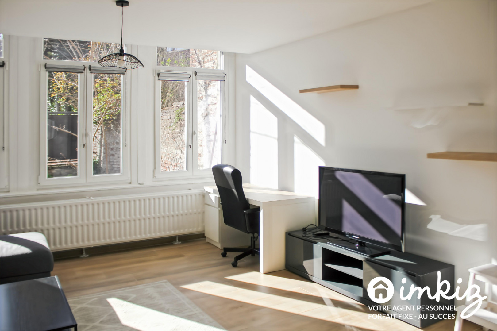 
                                                Vente
                                                 Appartement 1 pièce rénové et meublé