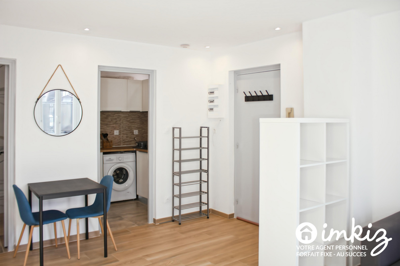 
                                                Vente
                                                 Appartement 1 pièce rénové et meublé