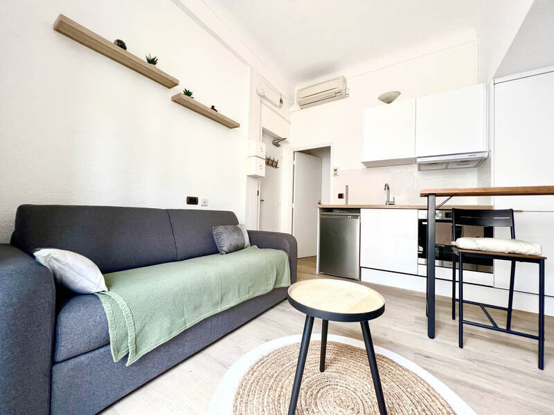 
                                                Location
                                                 Appartement 15 m² - 1 pièce meublé