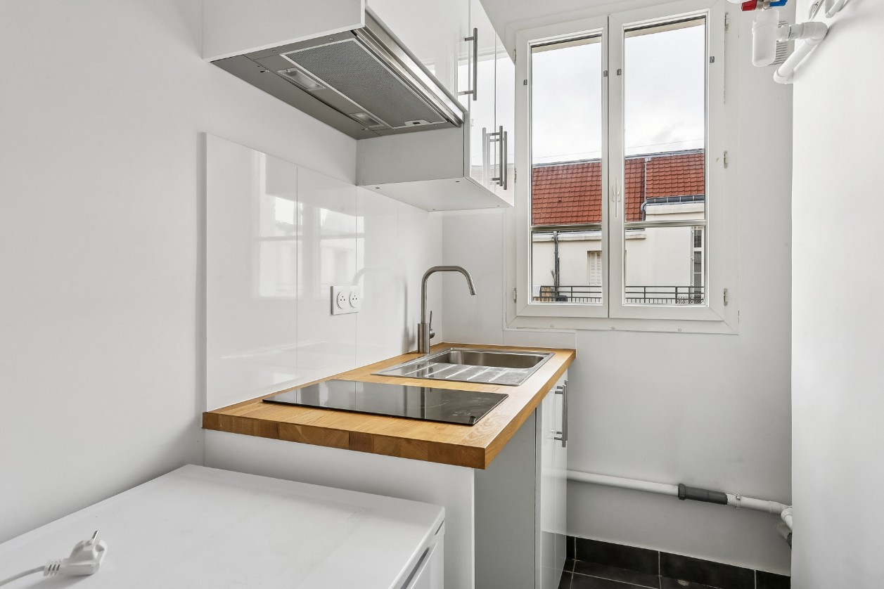 
                                                Vente
                                                 Appartement 19,3m² - Paris 15ème