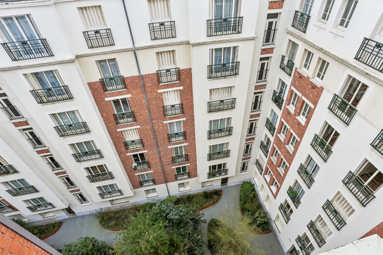 
                                                Vente
                                                 Appartement 19,3m² - Paris 15ème