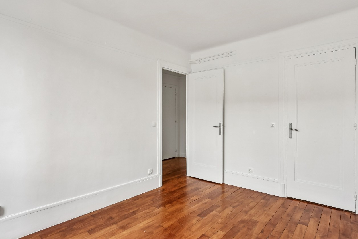 
                                                Vente
                                                 Appartement 19,3m² - Paris 15ème
