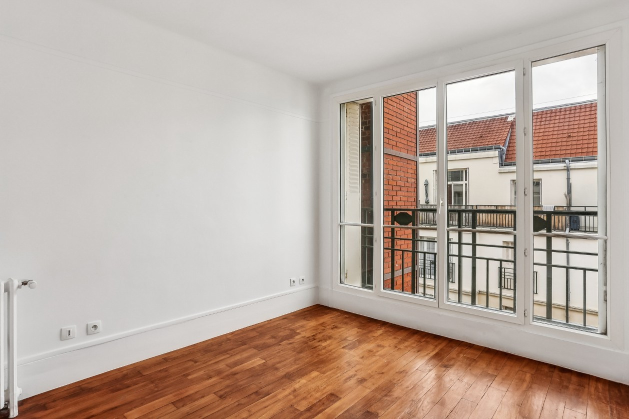 
                                                Vente
                                                 Appartement 19,3m² - Paris 15ème