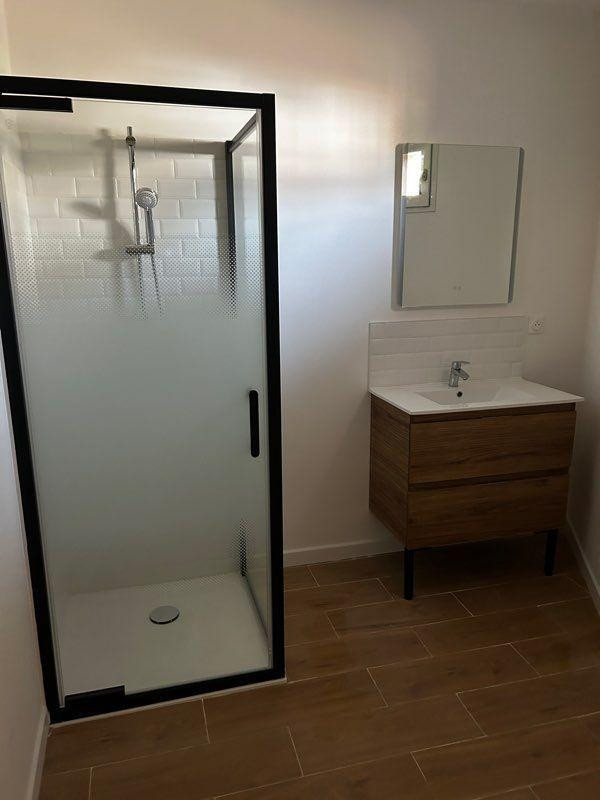
                                                Location
                                                 Appartement 1piece 20m2 Talence