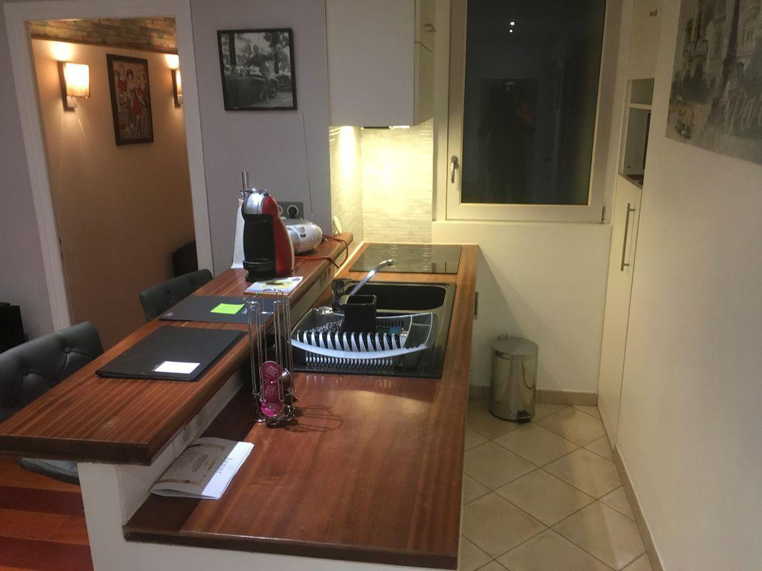 
                                                Location
                                                 Appartement 2/3 pièces 36 m2 refait à neuf