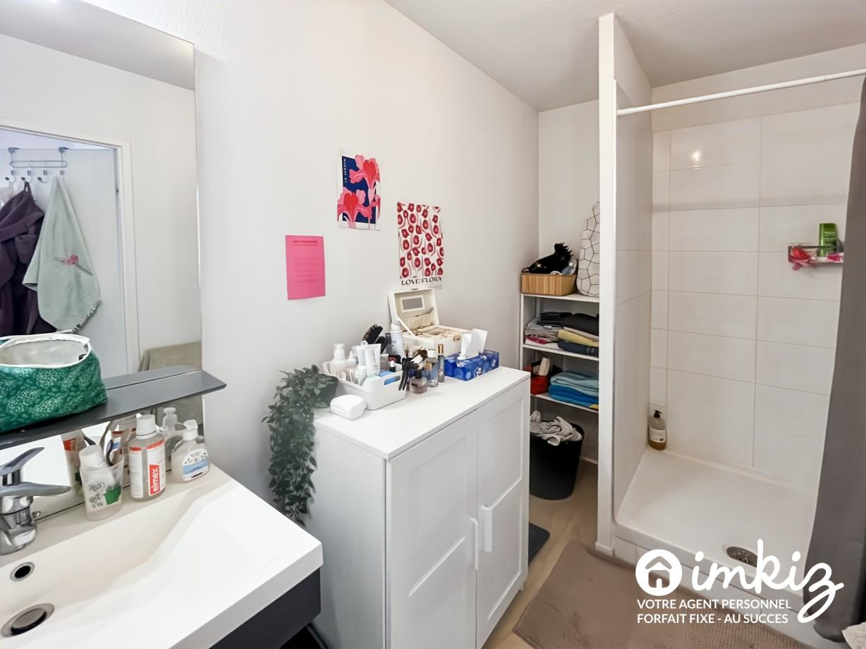 
                                                Vente
                                                 Appartement 2 p.  Balcon, parking, proche tram