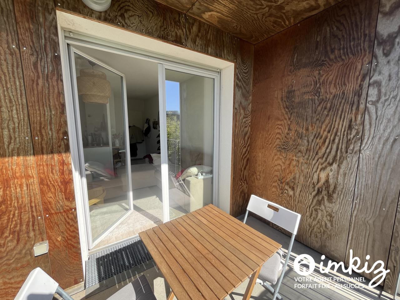 
                                                Vente
                                                 Appartement 2 p.  Balcon, parking, proche tram