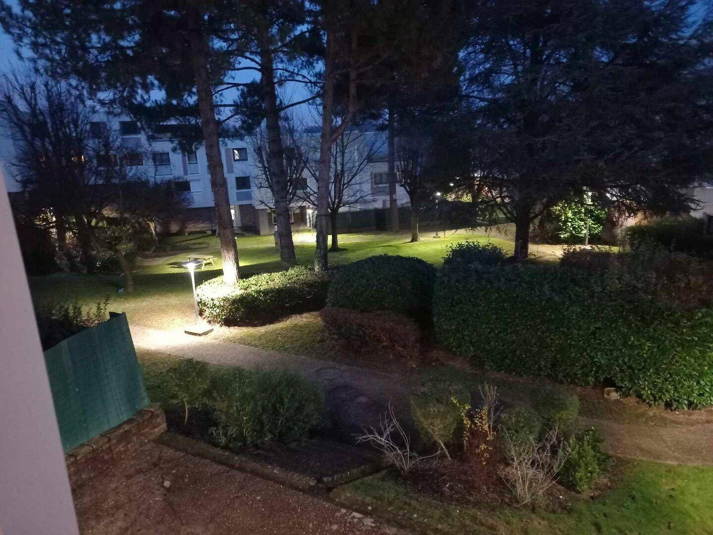 
                                                Location
                                                 Appartement 2 p résidenceprivee Boussy-St-Antoine