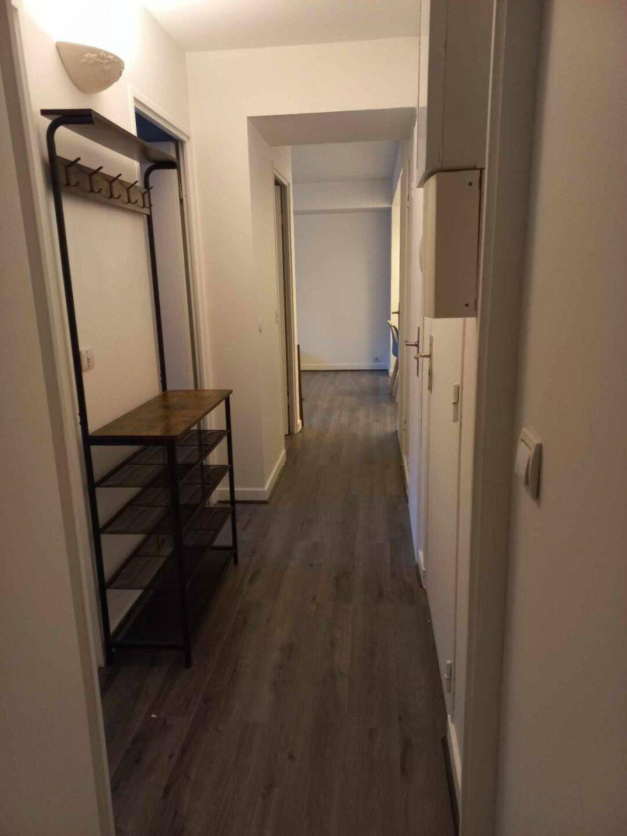 
                                                Location
                                                 Appartement 2 p résidenceprivee Boussy-St-Antoine