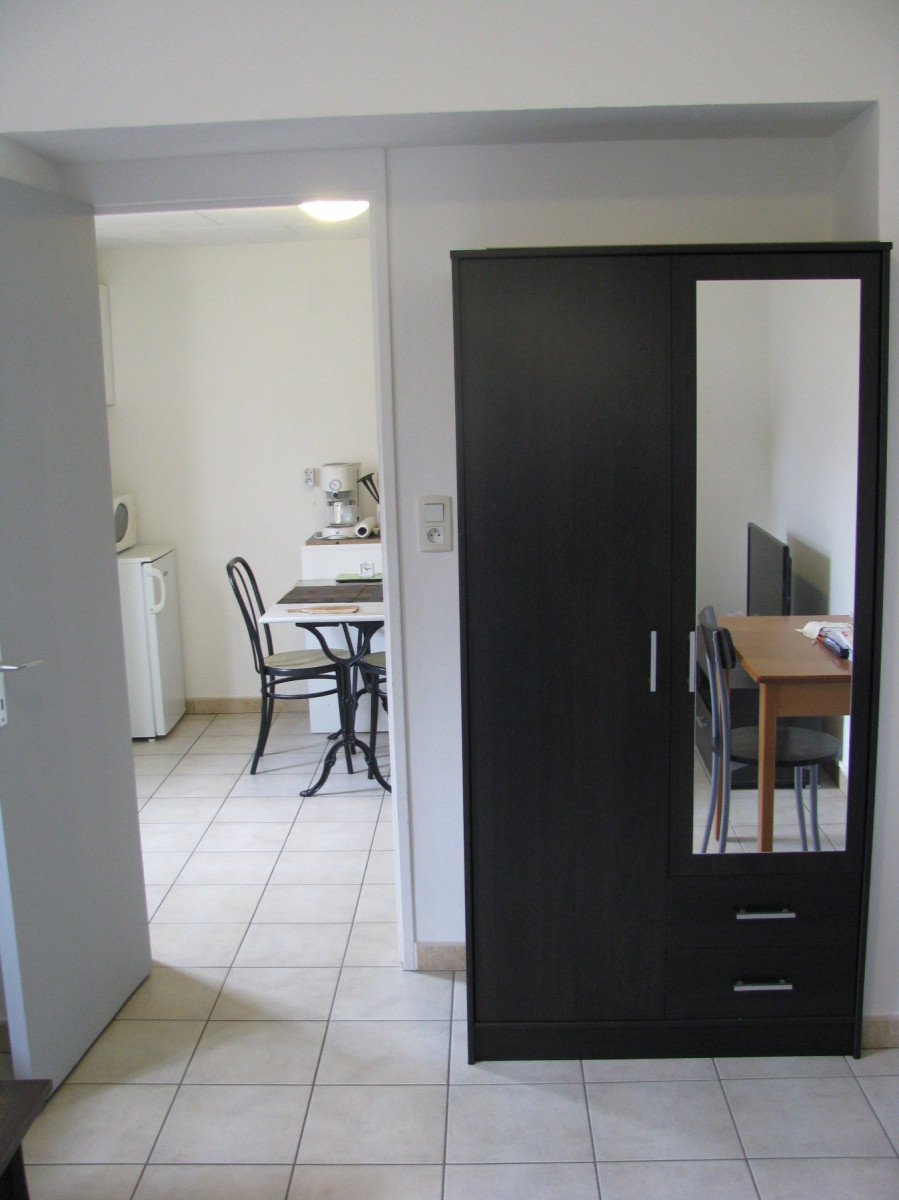 
                                                Location
                                                 Appartement 2 pièces 25 M2 à SOCHAUX proche PSA