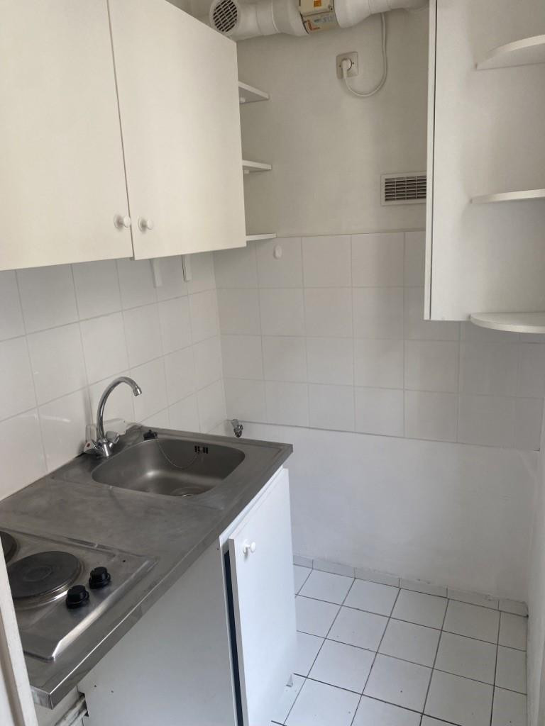 
                                                Location
                                                 Appartement 2 pièces 26 m2 Paris 11è Nation