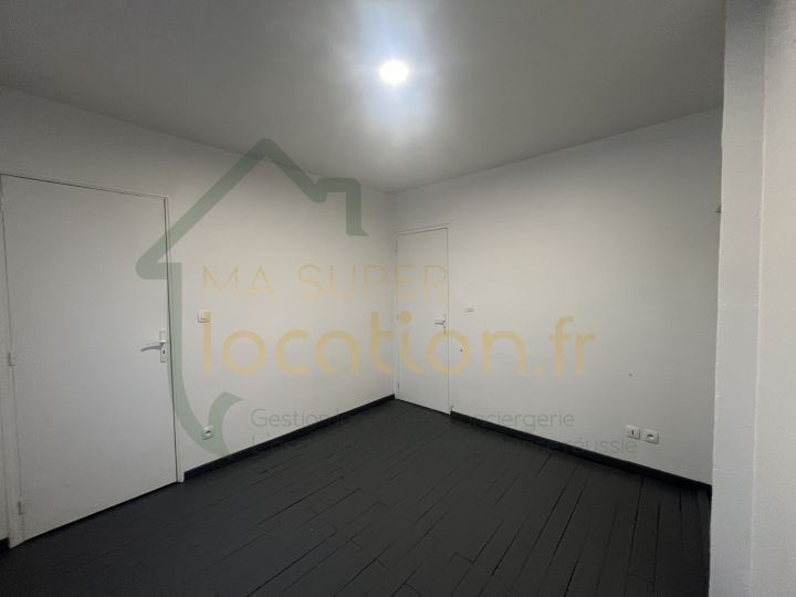 
                                                Location
                                                 Appartement 2 pièces 26m2
