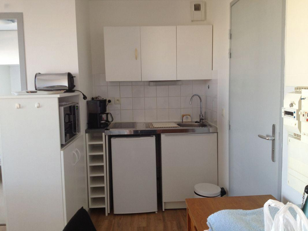 
                                                Location
                                                 Appartement 2 pièces 27m² + parking