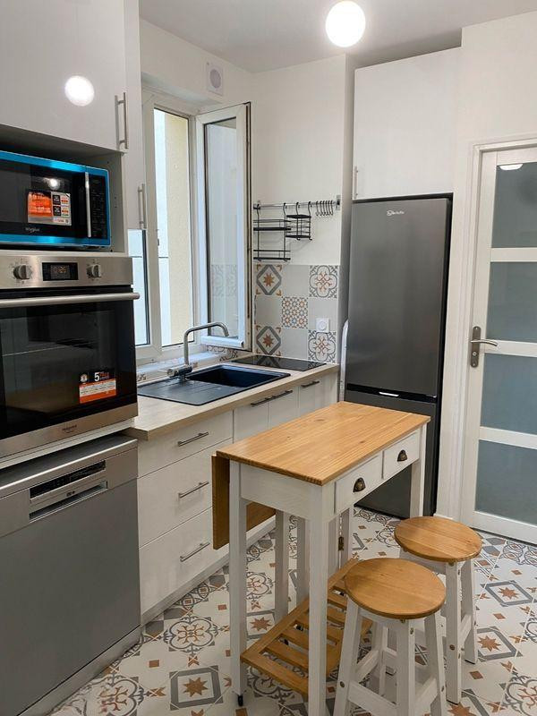 
                                                Location
                                                 Appartement 2 pièces 32m2 1300
