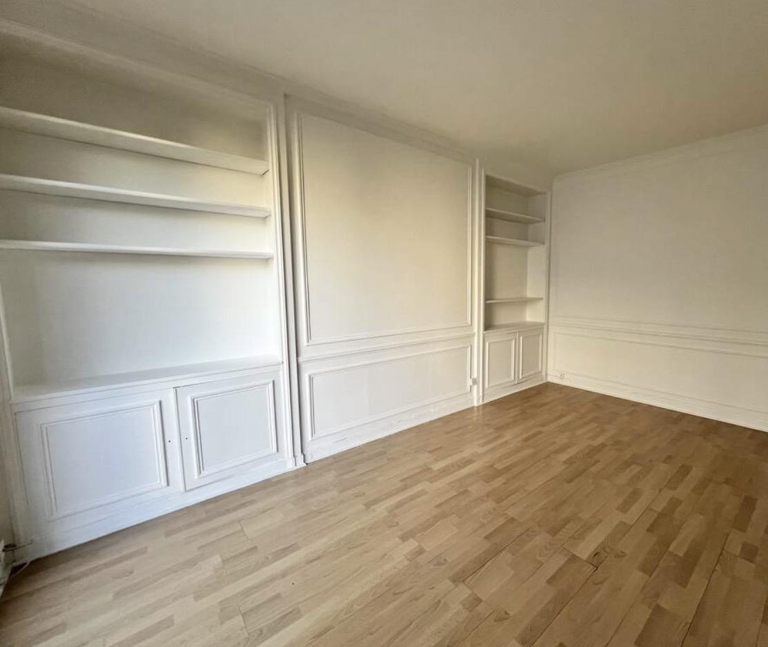 
                                                Location
                                                 Appartement 2 pièces 34m2