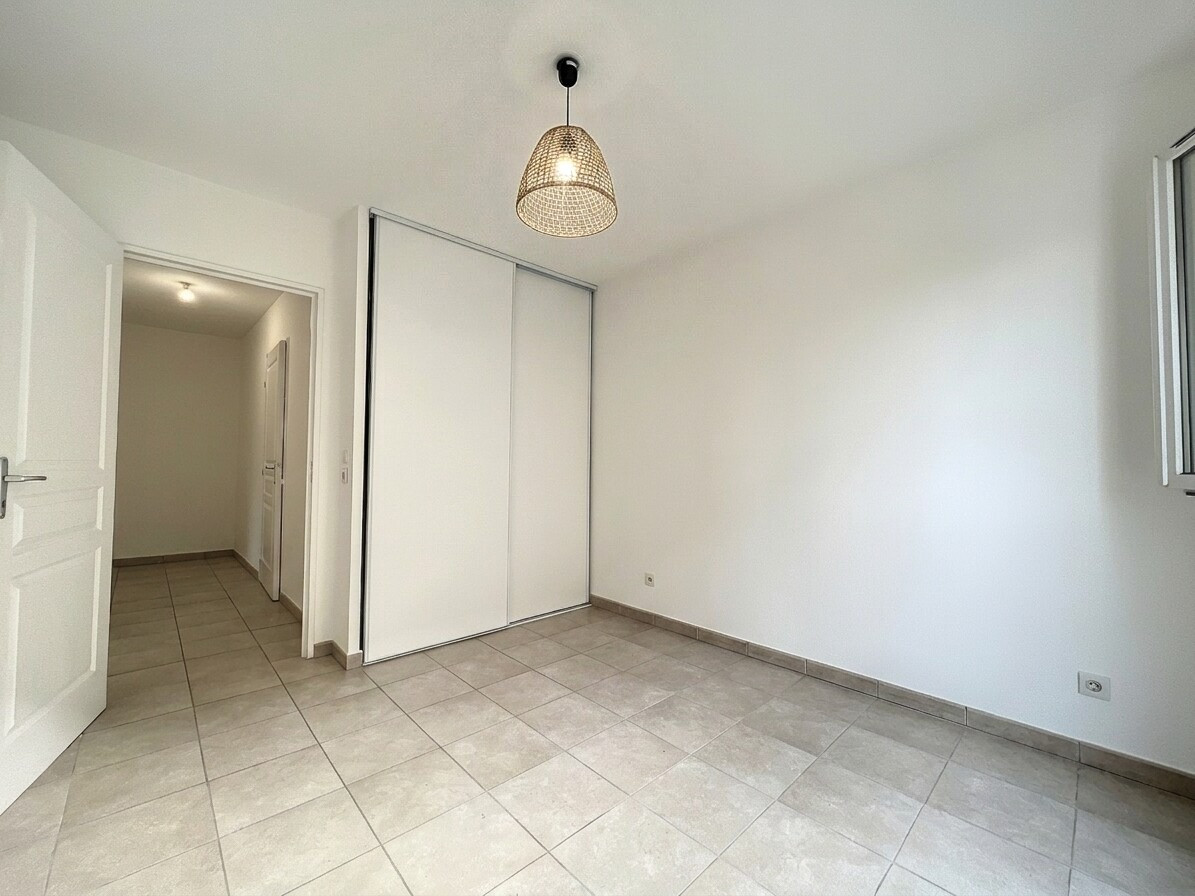 
                                                Location
                                                 Appartement  - 2 pièces  - 35.82 m²