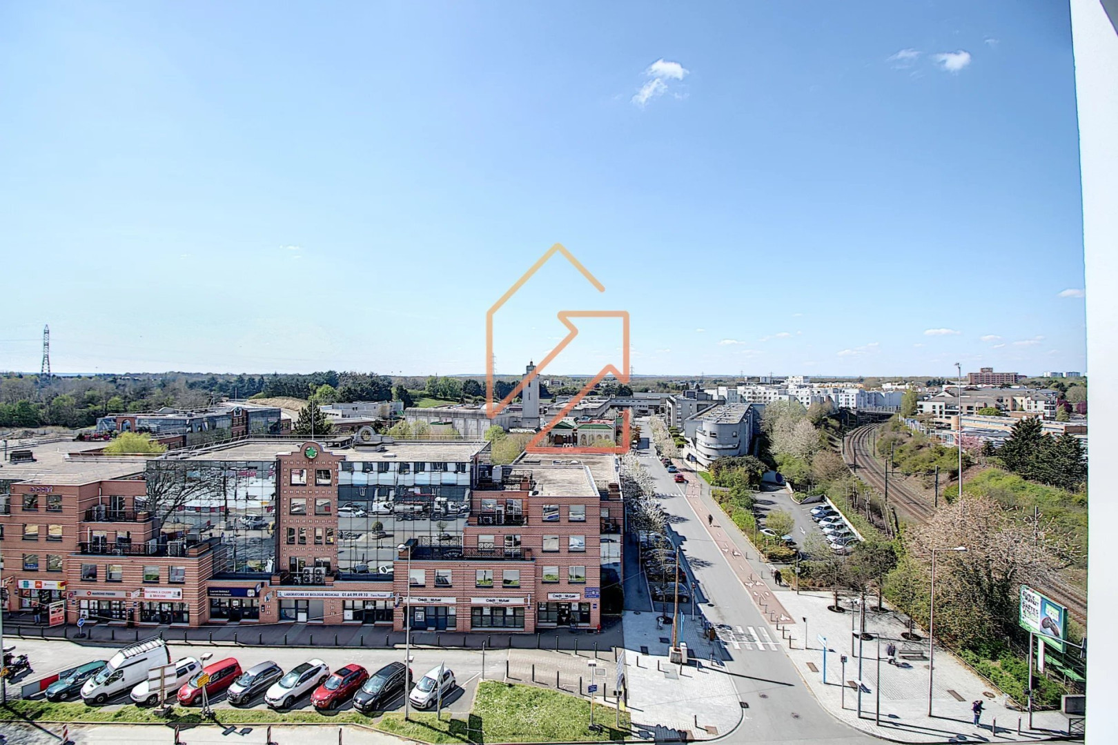 
                                                Location
                                                 Appartement 2 pièces 37m²  avec parking