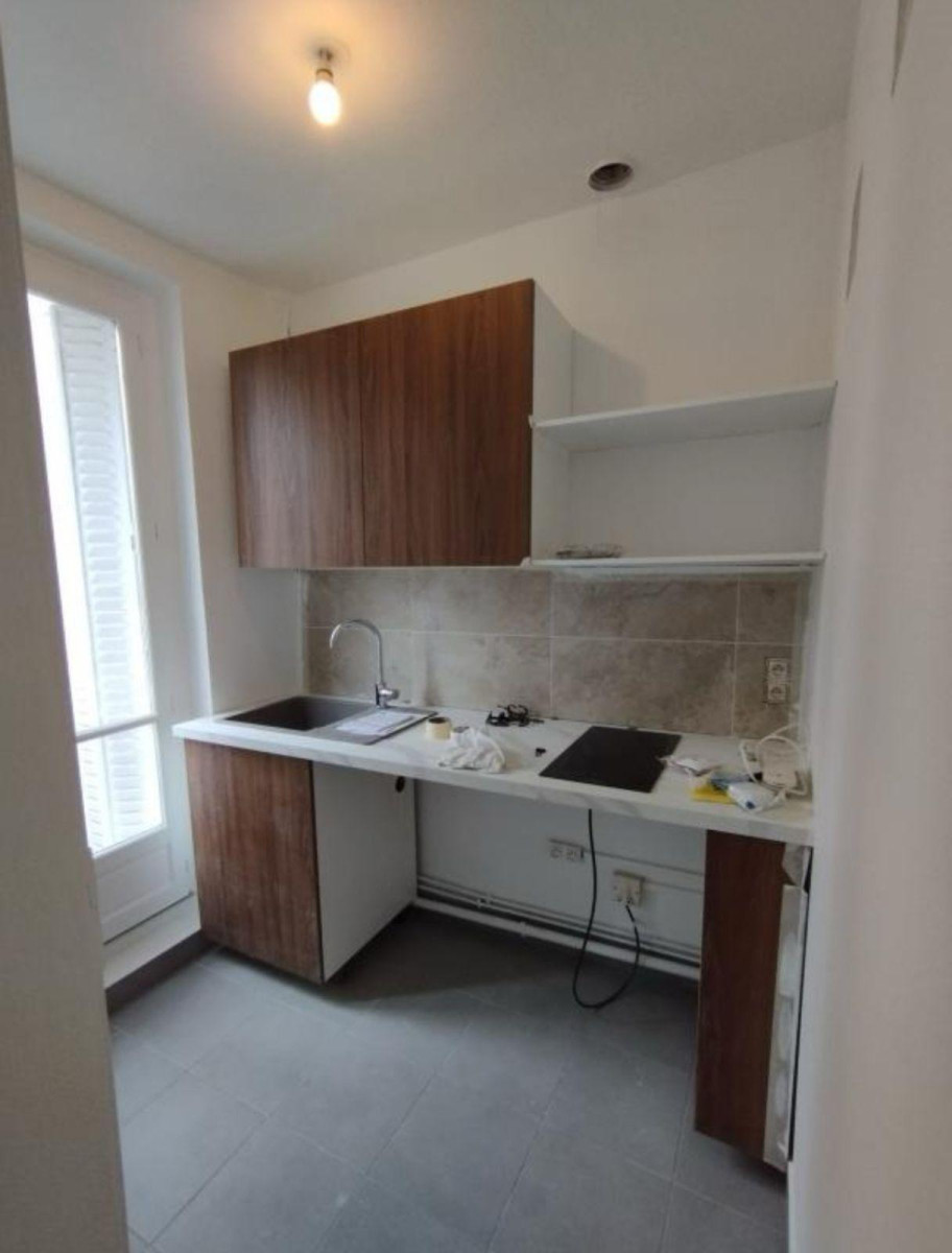 
                                                Location
                                                 Appartement 2 pièces 37m2