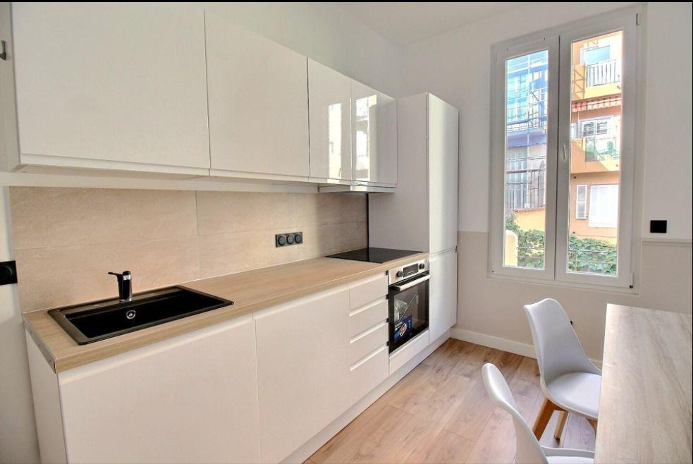 
                                                Location
                                                 Appartement  - 2 pièces  - 39.27 m²