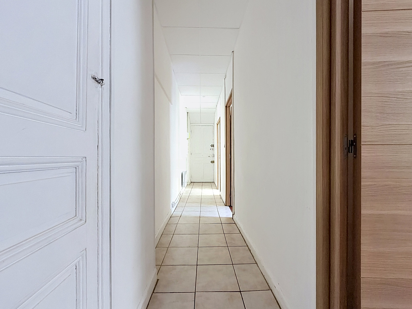 
                                                Vente
                                                 Appartement  - 2 pièces  - 39.59 m²