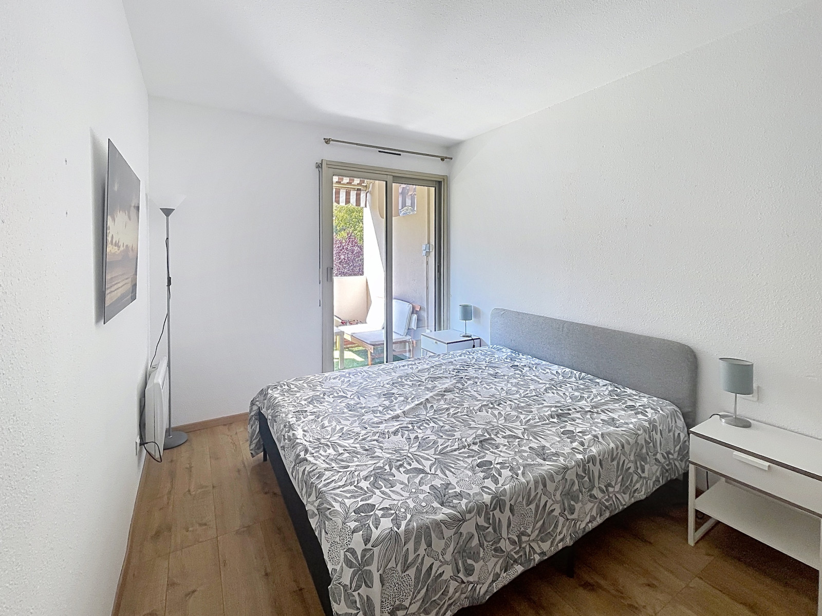 
                                                Location
                                                 Appartement  - 2 pièces  - 39.93 m²