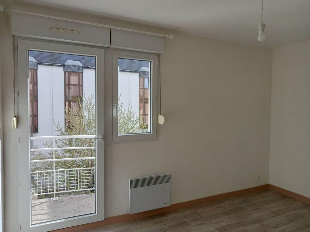 
                                                Location
                                                 Appartement - 2 pièces - 39 m²