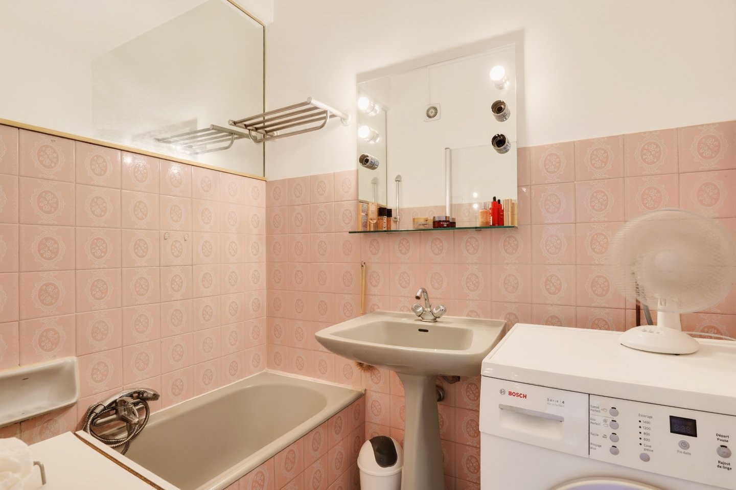 
                                                Vente
                                                 Appartement  - 2 pièces  - 40.0 m²