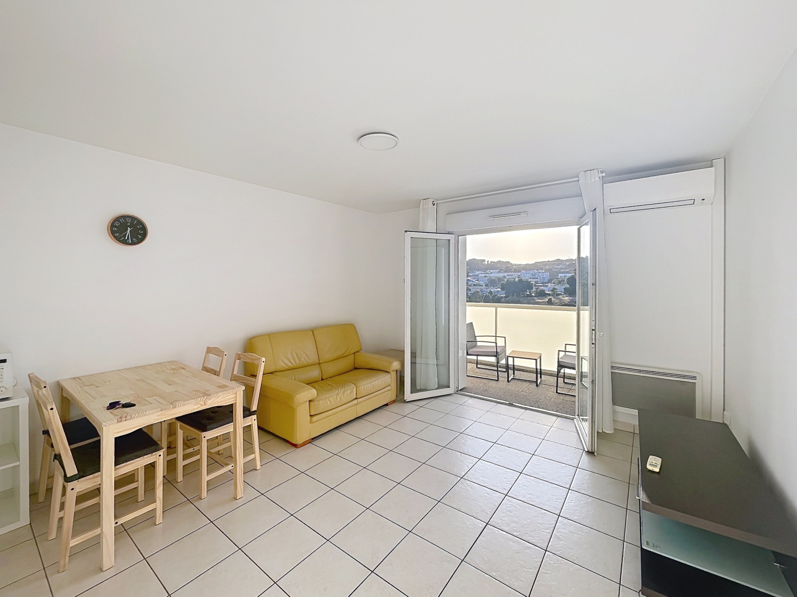 
                                                Location
                                                 Appartement  - 2 pièces  - 40.41 m²