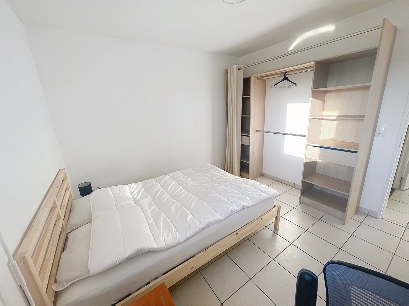 
                                                Location
                                                 Appartement  - 2 pièces  - 40.41 m²